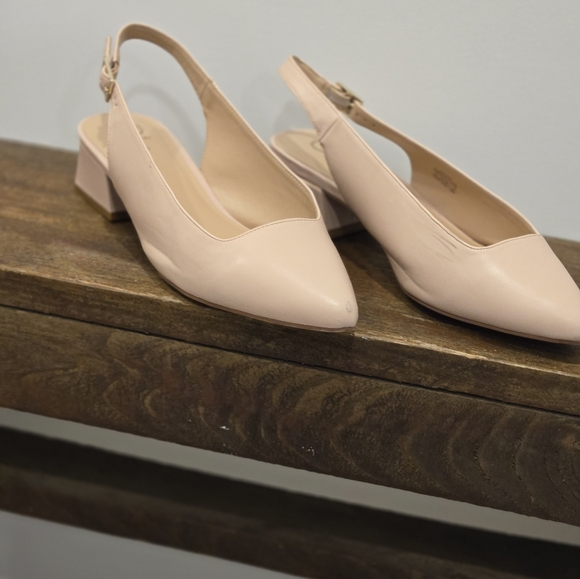 Dress shoes - Picture 2 of 4